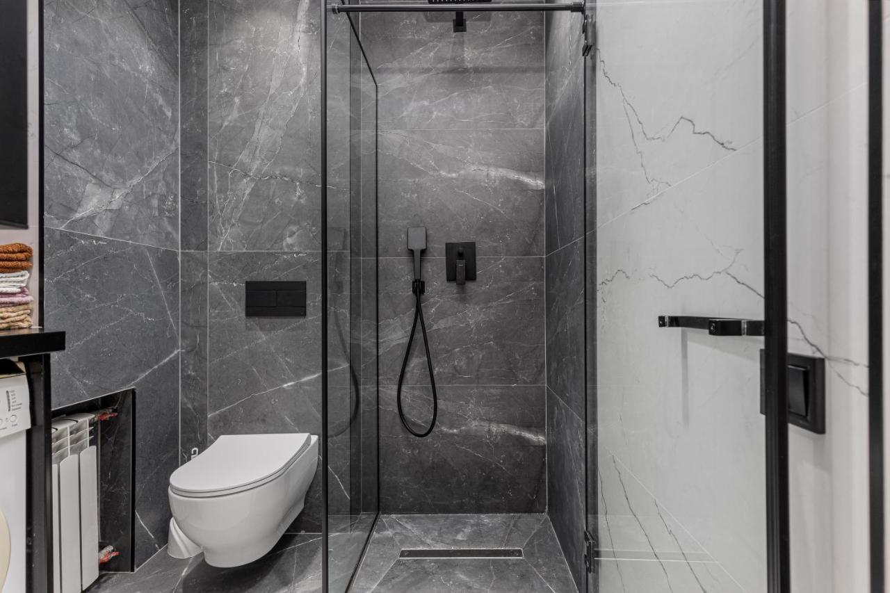 Bloody Lisa Design Apartment Odesa Exterior photo